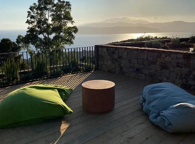 Residenza Rosso Di Sera カポリーヴェリ