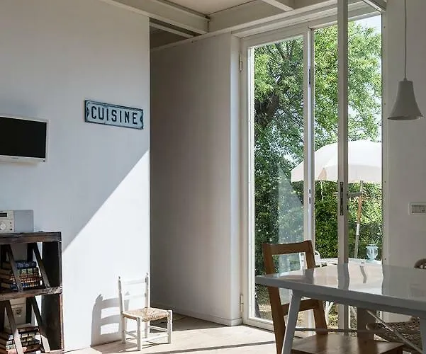 Residenza Rosso Di Sera * カポリーヴェリ